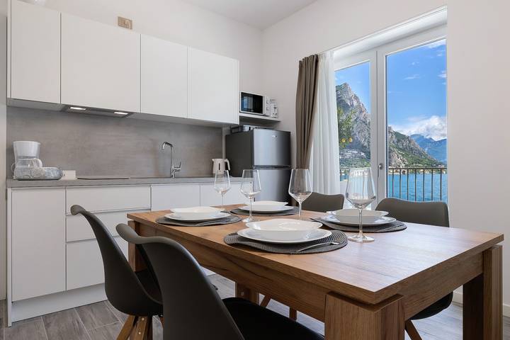 Gîte pour 4 personnes, avec balcon et vue sur le lac à Limone sul Garda - 4