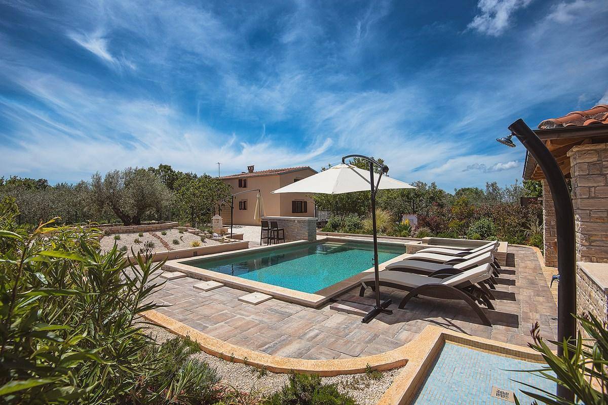 Ferienhaus mit Privatpool für 9 Personen ca. 120 qm in Medulin, Istrien (Südküste von Istrien) in Medulin, Pula-Medulin