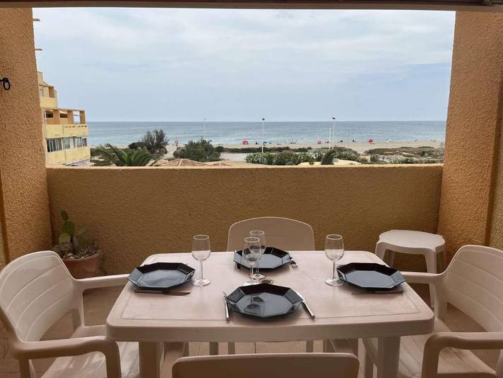 Appartement de vacances pour 4 personnes, avec terrasse et piscine