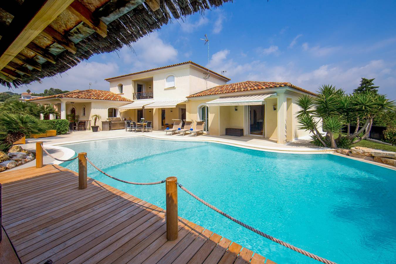 Family Villa with Pool & Leisure Activities in Antibes, Mediterranean Coast (France)