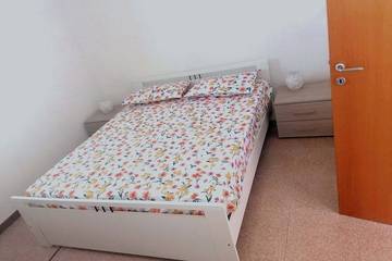 Villa for 12 Guests in Defensola, Gargano, Picture 1