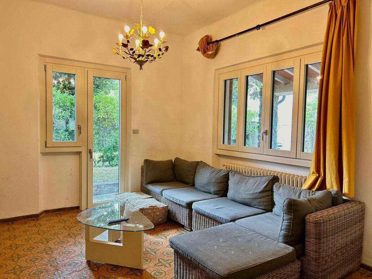 Indipendent villa next to the sea in Forte dei Marmi, Riviera Toscana