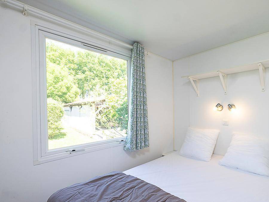 Flower camping La Dordogne Verte - Mobilheim 6 personen - Mobil Home Confort 3 Zimmer + Klimaanlage in Saint-Aulaye, Périgord Vert