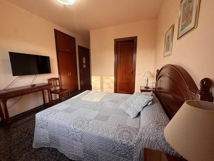 Maison d’hôte pour 3 personnes, avec vue et jardin dans Bages - 4