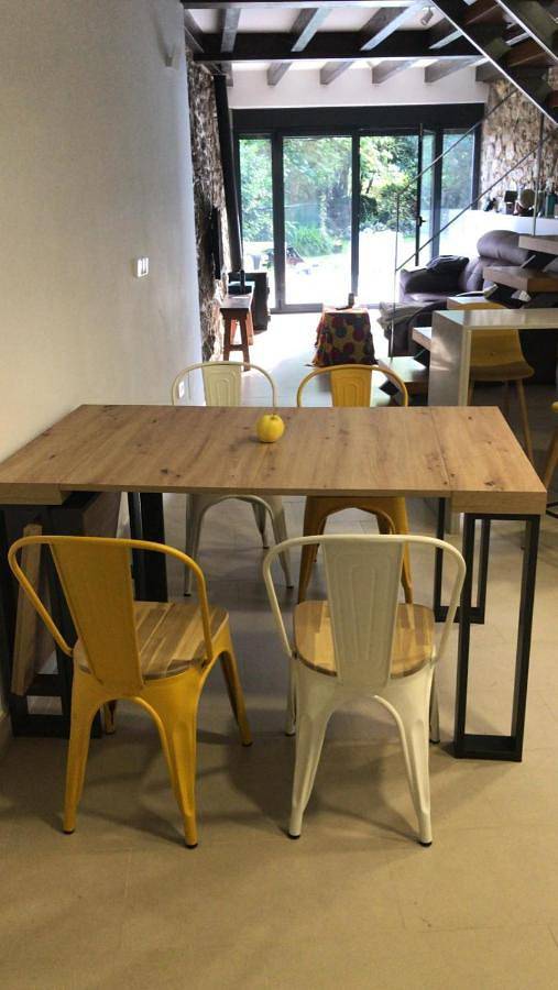 Location de vacances pour 6 personnes, avec vue ainsi que terrasse et jardin dans Solares - 2