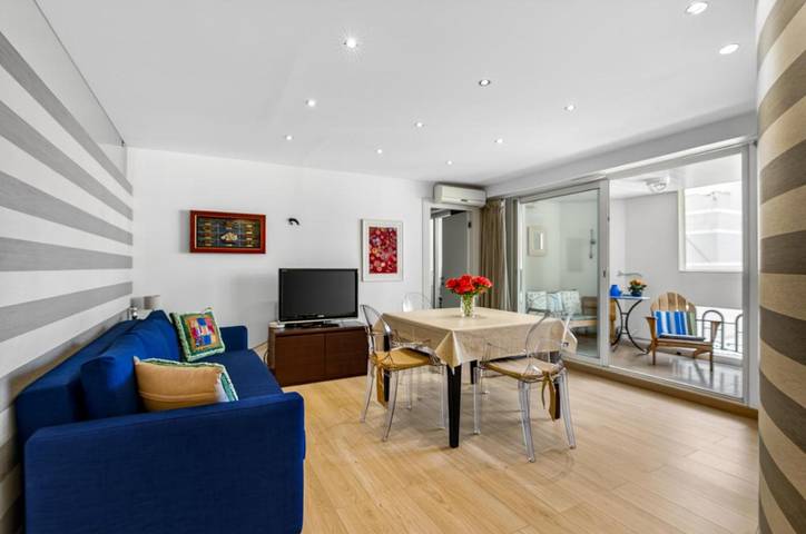 Gîte pour 4 personnes, avec terrasse et vue, animaux acceptés dans Gare de Monaco Monte Carlo