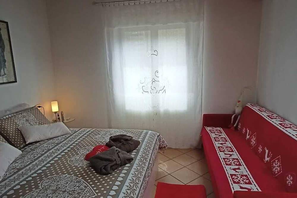 Bernina Express Apartment cozy home w / Jacuzzi in Tirano (stadt), Tirano