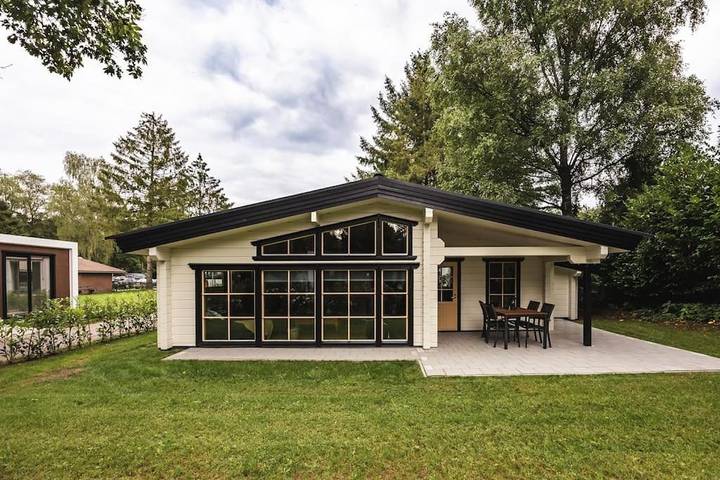 Appartement voor 2 personen, met terras en tuin in Voorthuizen