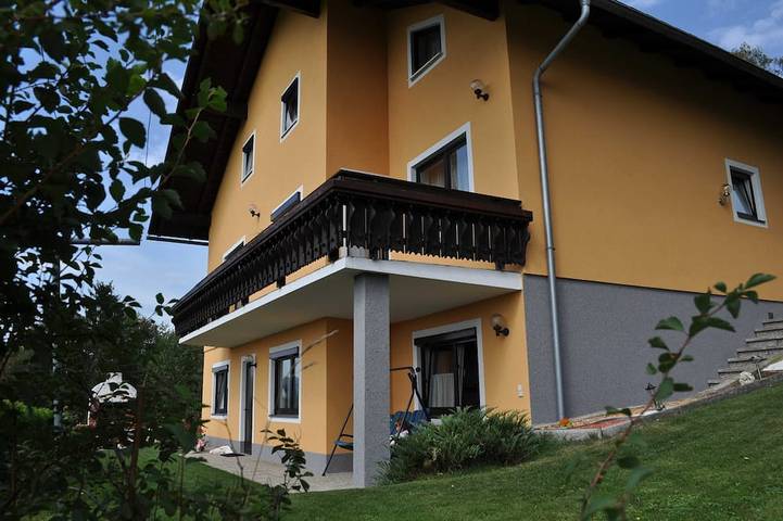 Ferienwohnung für 6 Personen, mit Garten und Terrasse