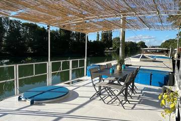 Péniche pour 8 personnes dans Seine-et-Marne