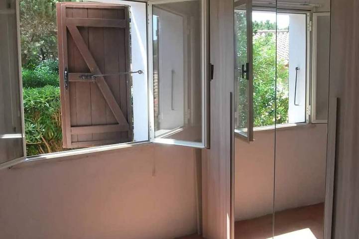Appartement entier, The Enchanting Veranda by the Sea in Baja Sardinia, Costa Smeralda