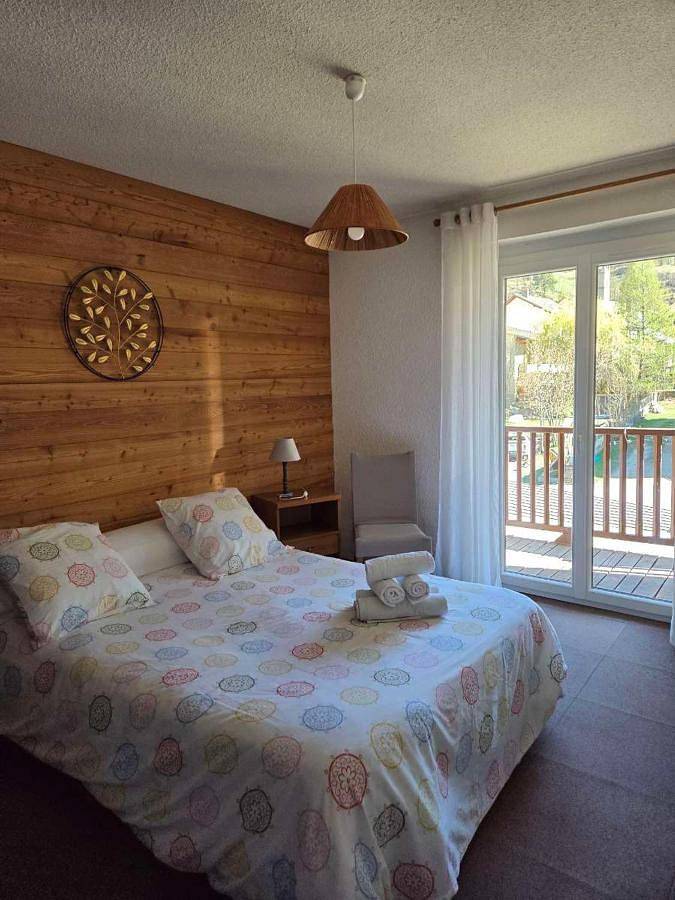 Hôtel pour 2 personnes, avec jardin ainsi que balcon et vue à Château-Ville-Vieille - 3
