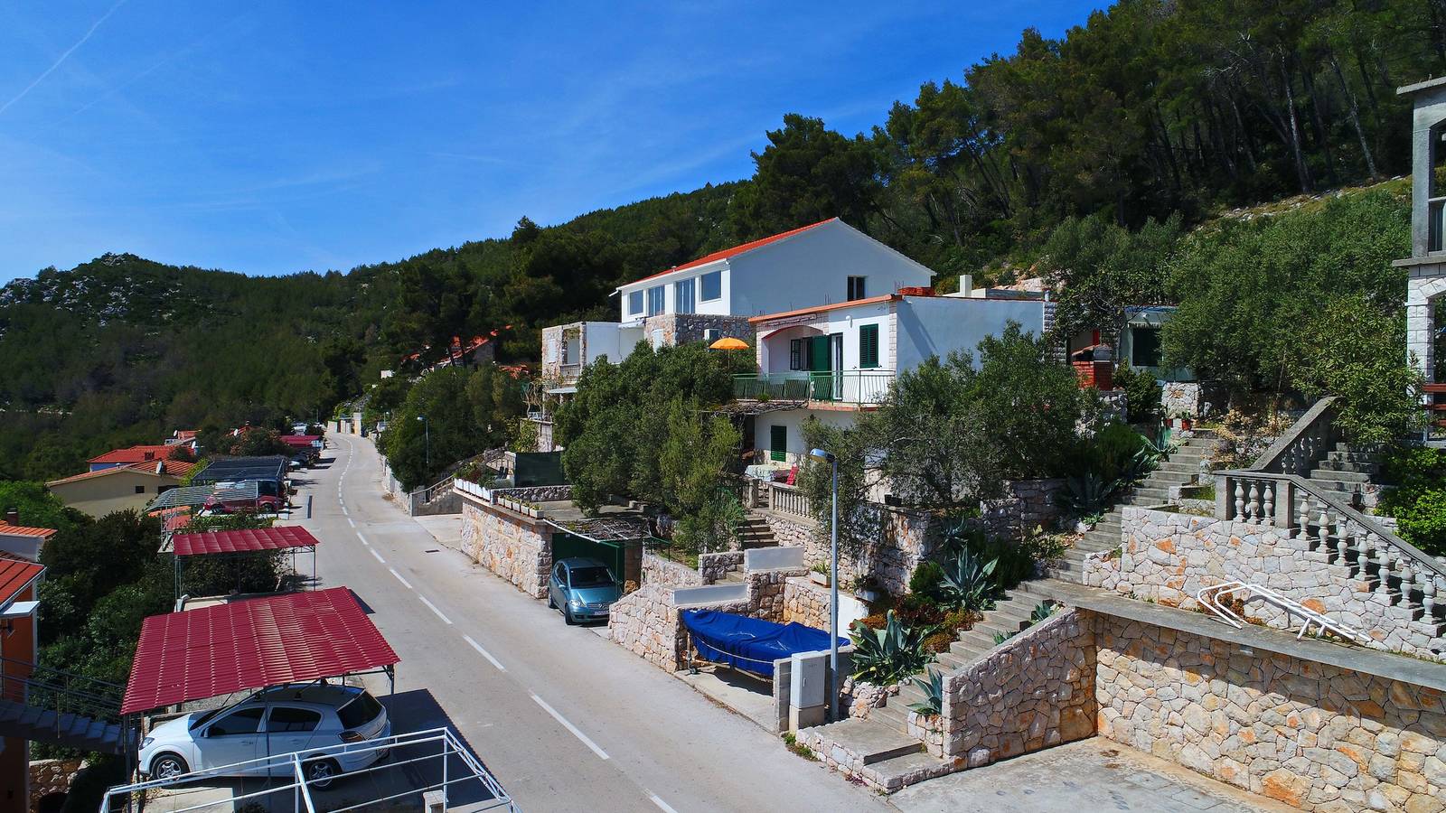 Entire apartment, Three bedroom apartment with terrace and sea view Prižba, Korčula A-18165-a in Blato, Korcula