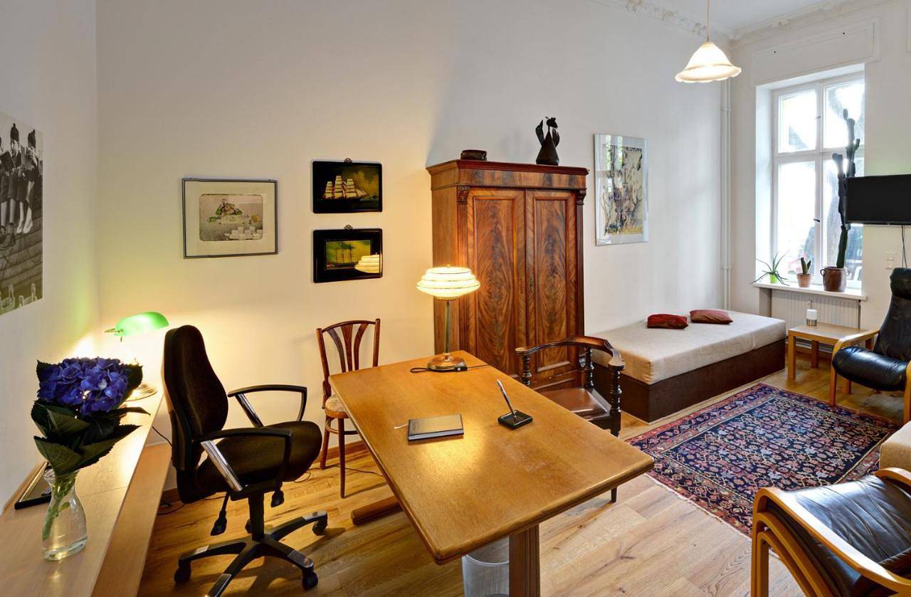 Ganze Ferienwohnung, Double Room - Disability Access in Prenzlauer Berg Berlin, Berlin