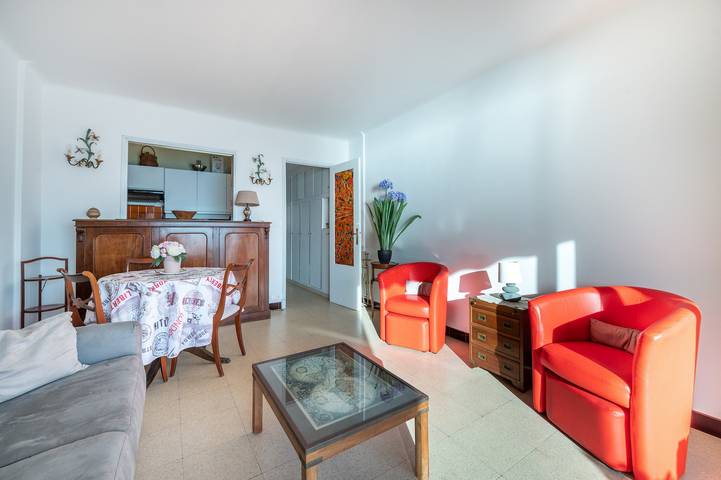 Appartement entier, Appartement cosy à Cannes - 40 m² avec balcon et vue mer in Cannes, Côte méditerranéenne (France)