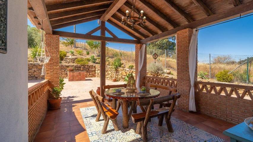 Casa rural para 6 personas, con Terraza y Piscina en Casabermeja - 2