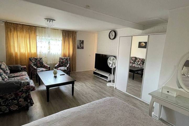 Ganze Wohnung, Rymlig lägenhet i centrala Tomelilla – Österlens in Tomelilla, Österlen