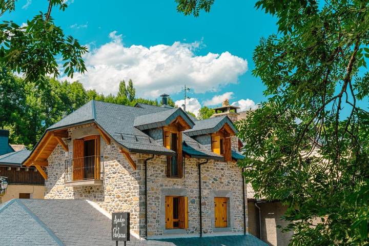 Ferienhaus für 7 Personen, mit Whirlpool und Balkon - 1