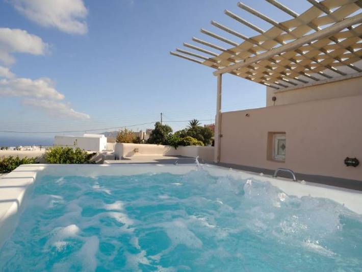 Casa de vacaciones para 10 personas, con jardín además de vistas al mar y terraza en Imerovigli