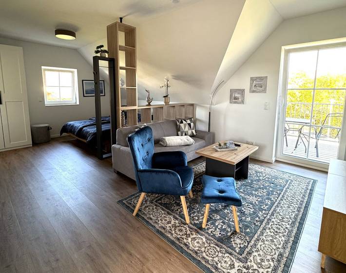 Ferienwohnung für 2 Personen, mit Ausblick und Seeblick sowie Balkon in Poseritz - 3