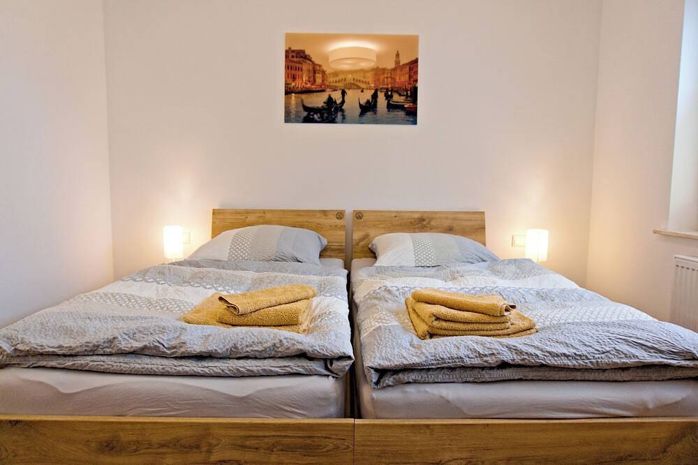 Ganze Wohnung, Komfortables Apartment in Steinau-Ulmbach für 2-4 Personen. in Steinau an der Straße, Main-Kinzig-Kreis