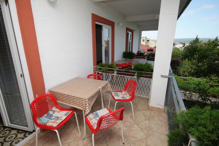 Ferienwohnung für 3 Personen, mit Balkon/Terrasse in Selce