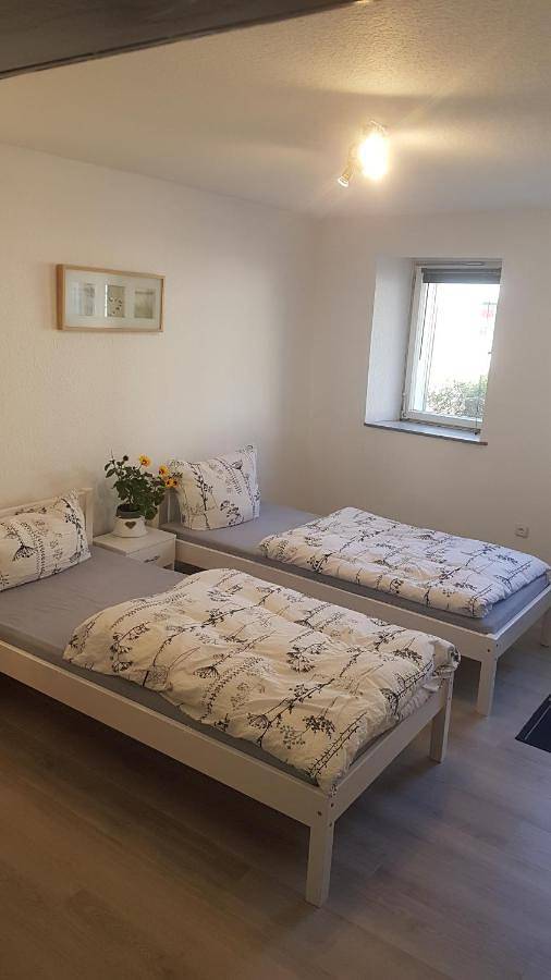 Ganze Wohnung, Ferienwohnung Höhn in Kitzingen, Fränkisches Weinland