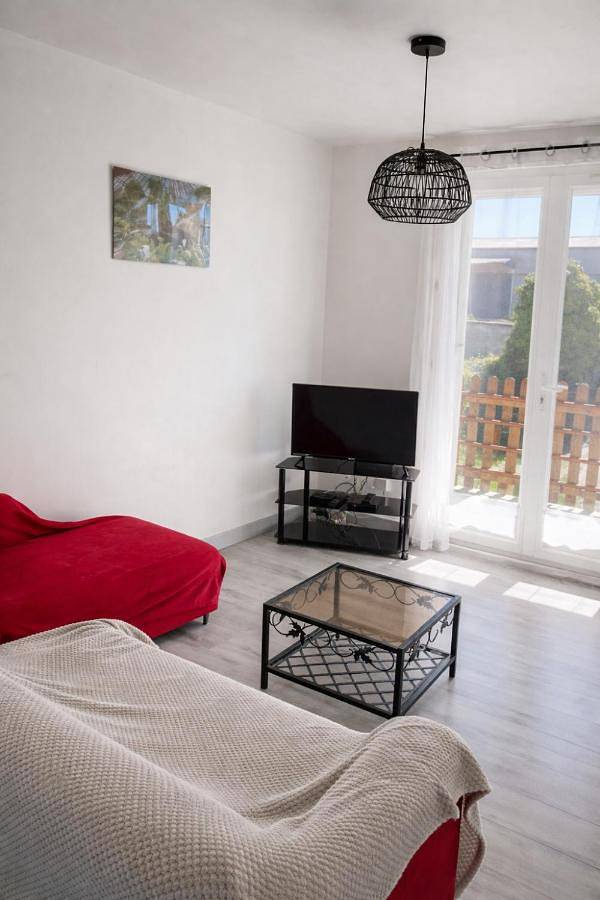 Three-Bedroom House in Noyers-sur-Cher, Région de Romorantin-Lanthenay