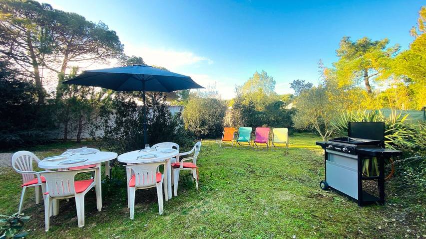 Gîte pour 8 personnes, avec Jardin dans Plage des Gollandieres (Le Bois-Plage-en-Re)