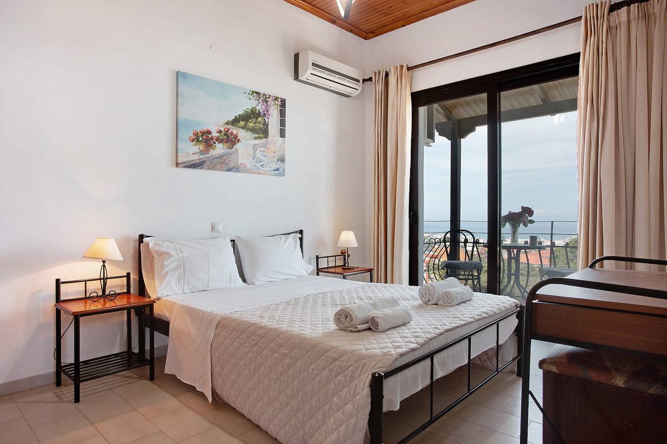 Entire studio, Apartment "Yiannis 5 Adults" with Sea View, Shared Garden & Wi-Fi in Planos, Zakynthos