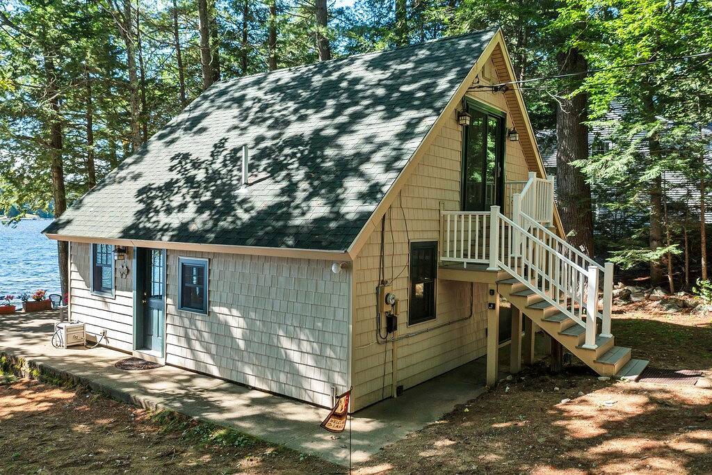 Winnipesaukee Waterfront Chalet with Sandy Beach Private Dock and Fire Pit in Moultonborough, Lake Winnipesaukee