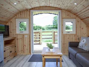 Glamping for 2 People in Ipplepen, Devon, Photo 1