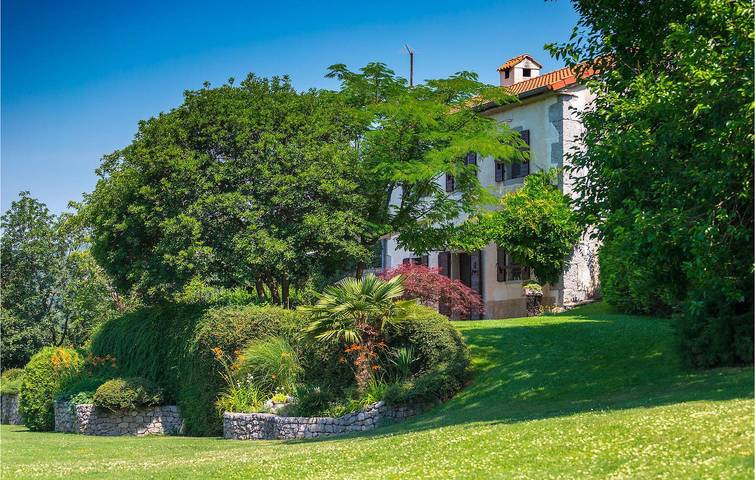 Ferienhaus für 5 Personen, mit Garten in Buzet