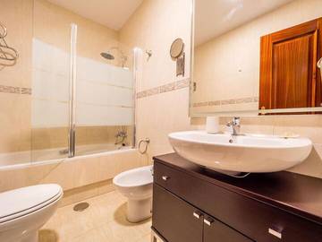 Apartment for 6 People in Soho, Malaga, Photo 4