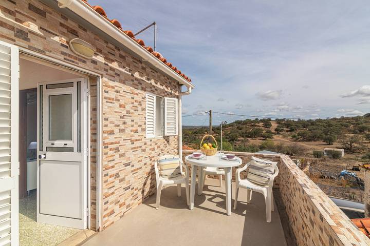 Moradia "Casa Das Bonecas" com vista para a montanha in Vaqueiros, Distrito de Faro