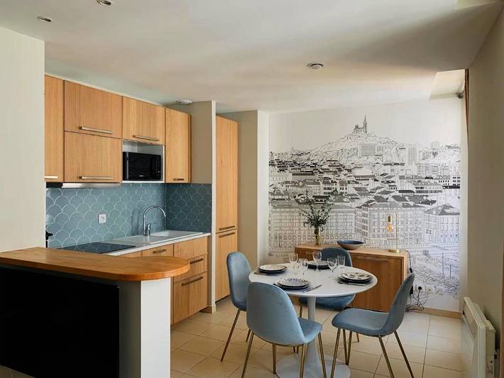 Gîte pour 4 personnes, avec vue dans Office De Tourisme Et Des Congres De Marseille - 4