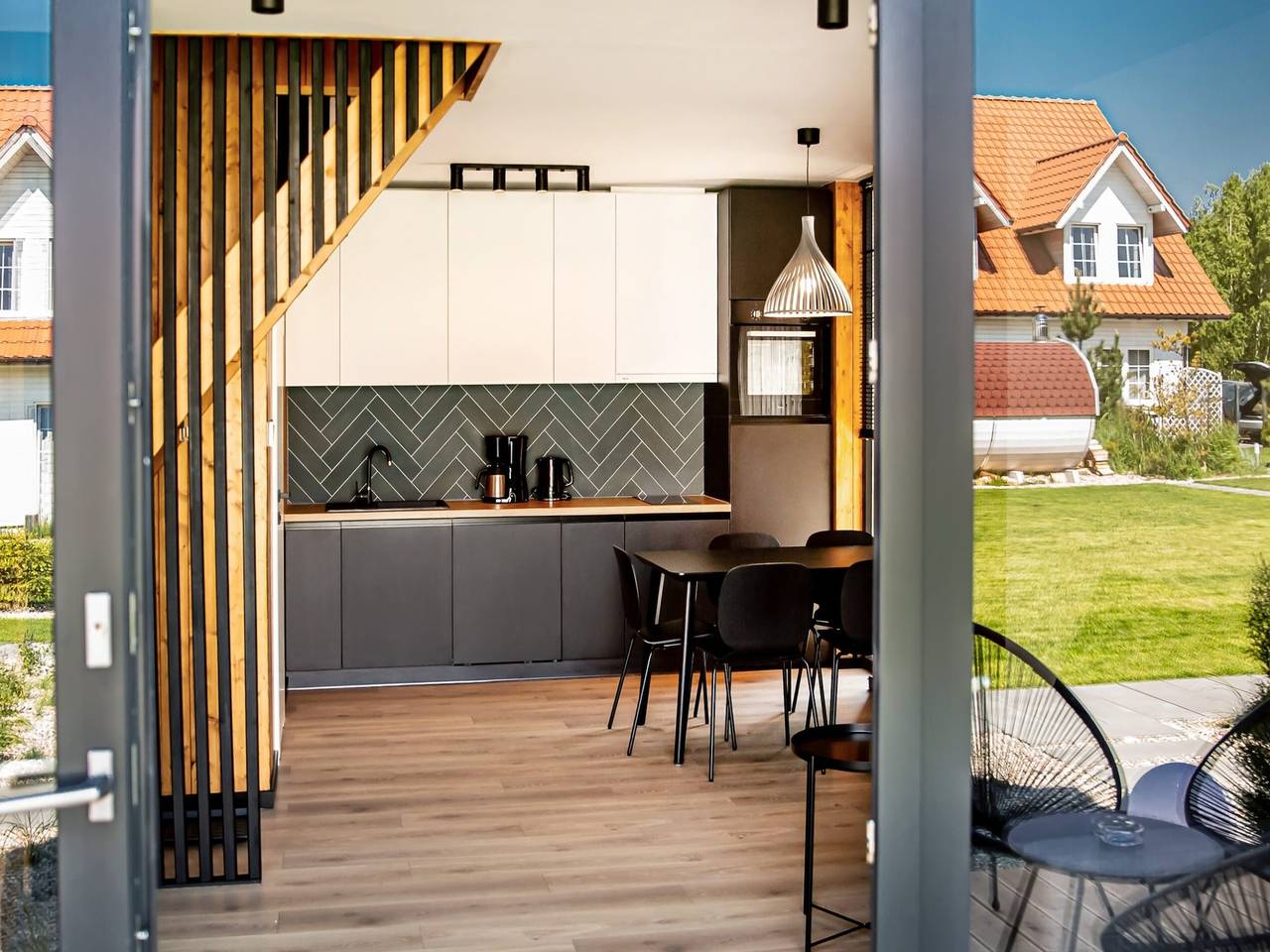 Luxuriöses Ferienhaus mit Terrasse, Whirlpool in Niechorze, Powiat gryficki