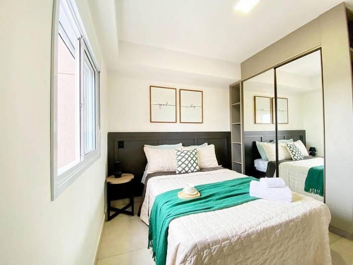 Casas e apartamentos de temporada para 4 pessoas, com vista e sauna e ainda jardim and piscina, com animais de estimação em Ribeirão Preto