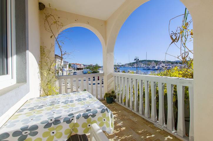 Ferienwohnung für 4 Personen, mit Terrasse