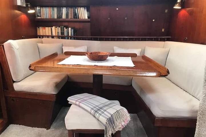 Houseboat for 5 people, with terrace and sauna - 1