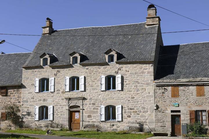 Maison de vacances pour 15 personnes, avec terrasse et jardin, animaux acceptés