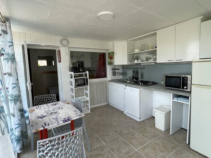 Appartement entier, Studio 2/3 personnes près du lac avec animaux acceptés et parking in Esparron-de-Verdon, Alpes-de-Haute-Provence