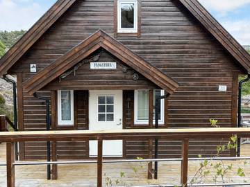 Log Cabin for 6 People in Bømlo, Vestland, Photo 1