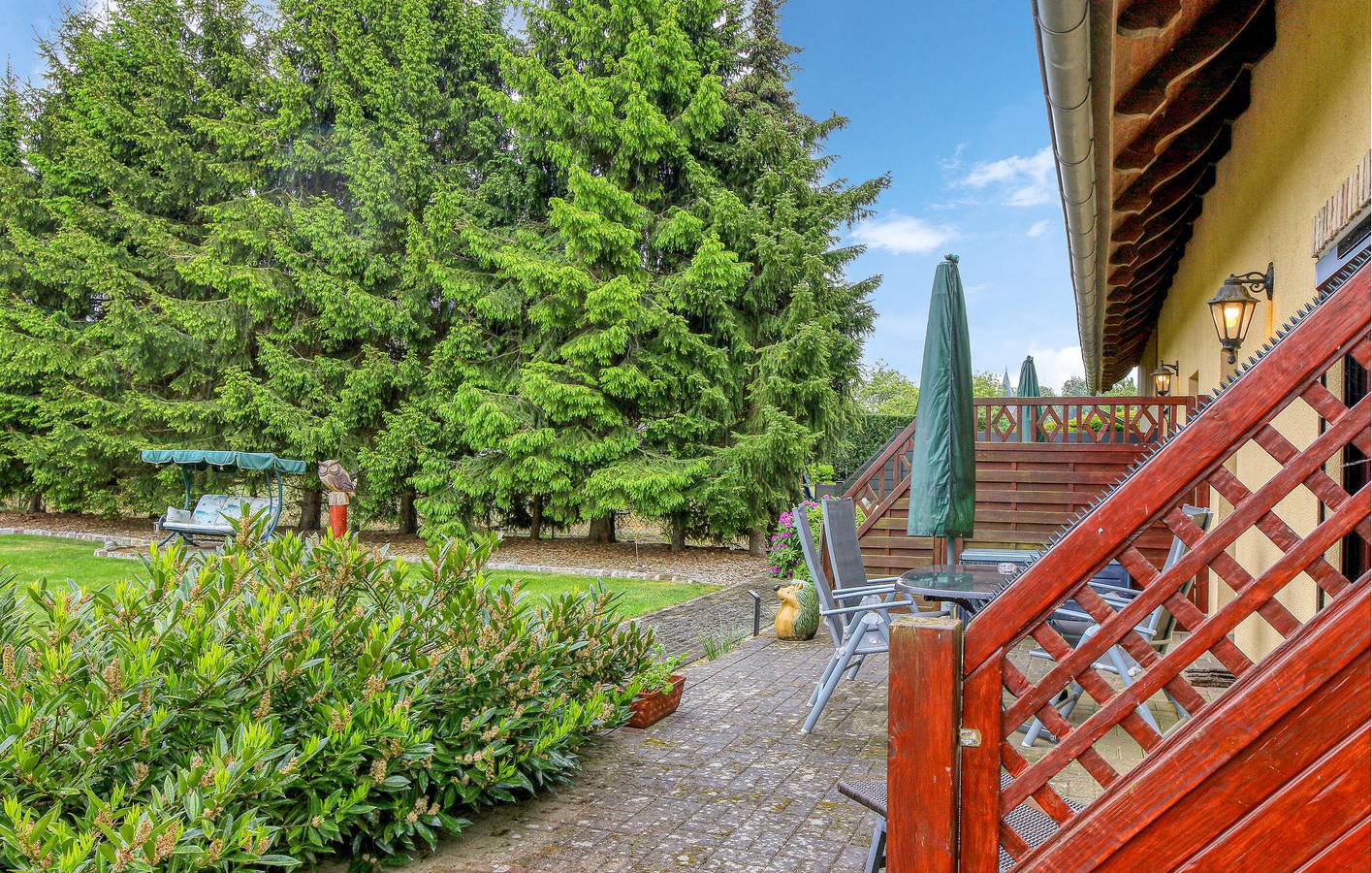 Ganze Ferienwohnung, Stolpe Oase: Charmantes 2BR Apt, 2km zur Küste, 300m zum Stadtzentrum in Stolpe auf Usedom, Usedom