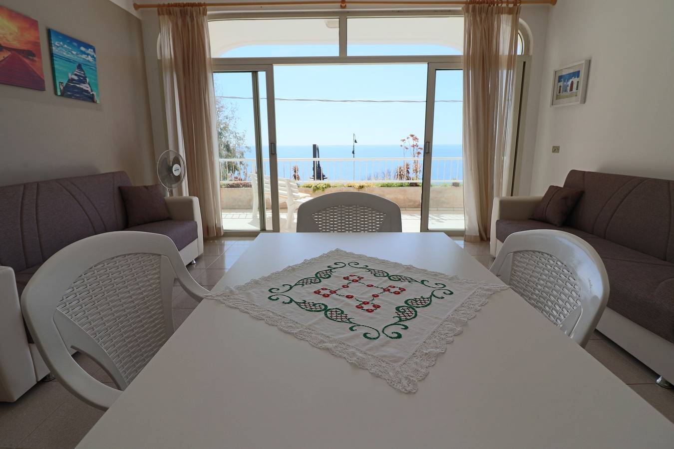 Casa Nisea a Santa Cesarea Terme con Vista Mare, Wi-Fi e Aria Condizionata in Santa Cesarea Terme, Salento
