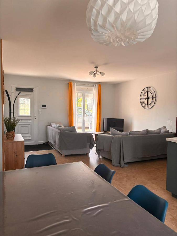 Location de vacances pour 6 personnes, avec jardin et terrasse à Saint-Romain-sur-Cher - 3