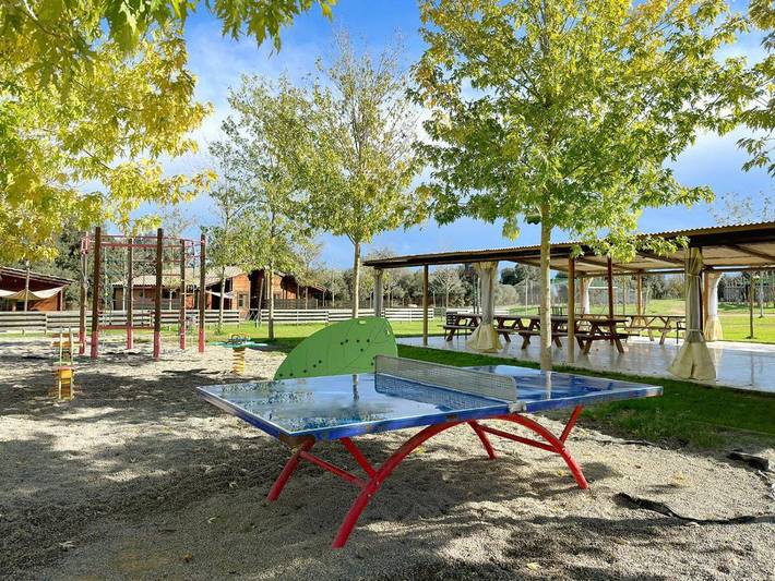 Camping para 2 personas, con jardín y piscina para niños además de terraza y piscina en Provincia de Gerona - 4