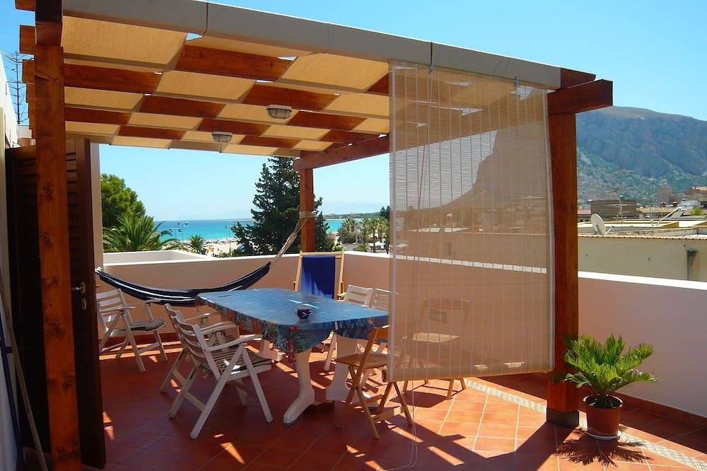 Appartamento vacanze a Vallo di Mazara a partire da 78€ a notte