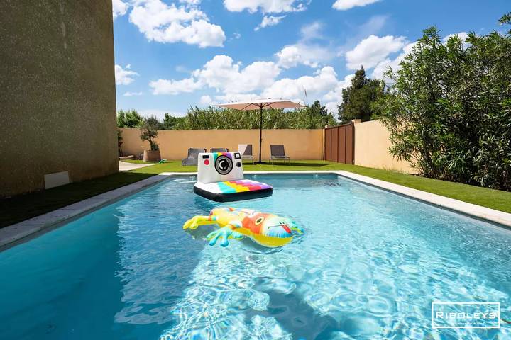 Villa für 6 Personen, mit Pool und Garten in Vias