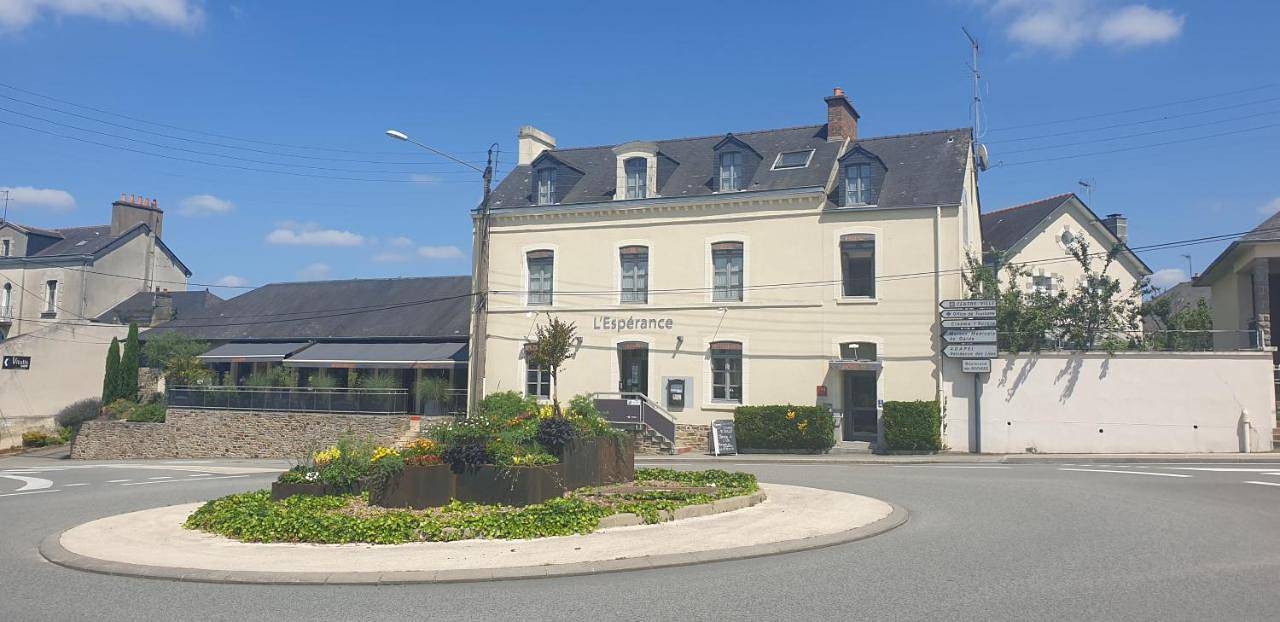 Budget Double Room in Vitré, Fougères-Vitré